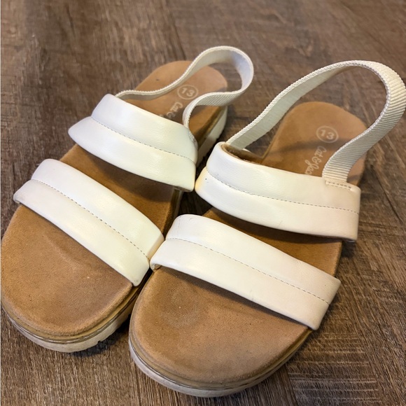 Cat & Jack Other - Cat & Jack Girls White Sandals size 13c